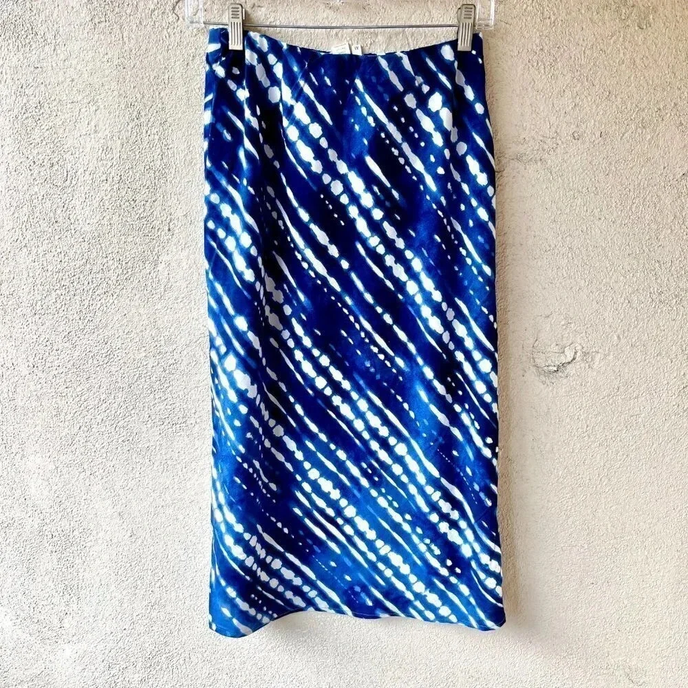 Japna Midi Satin Skirt Blue White Medium